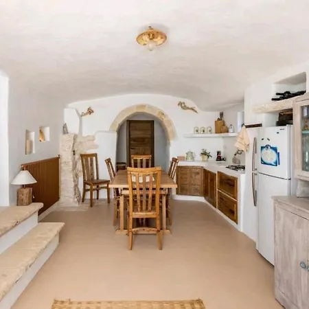 Trullo Zurlo Ostuni