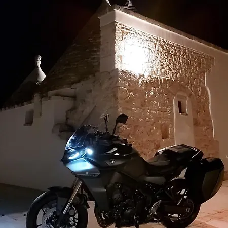 Trullo Zurlo Ostuni
