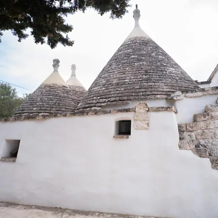 Trullo Zurlo Ostuni